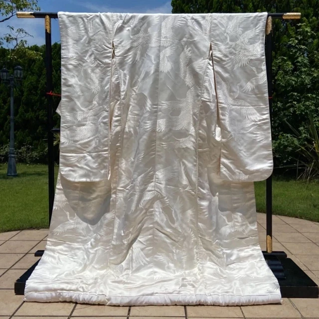 Kimono shiromuku large crane embroidery White pure silk bridal dress From Japan