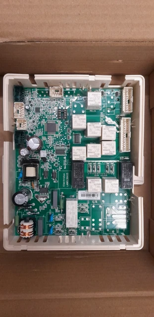 Carte electronique De Puissance Four electrolux neuve ovc200
