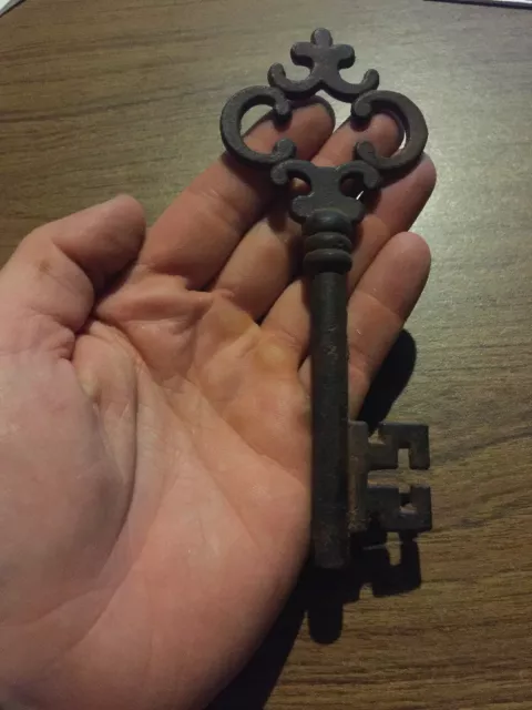 Victorian Key Cast Iron Patina Castle Skeleton SOLID METAL Collector GIFT Rustic