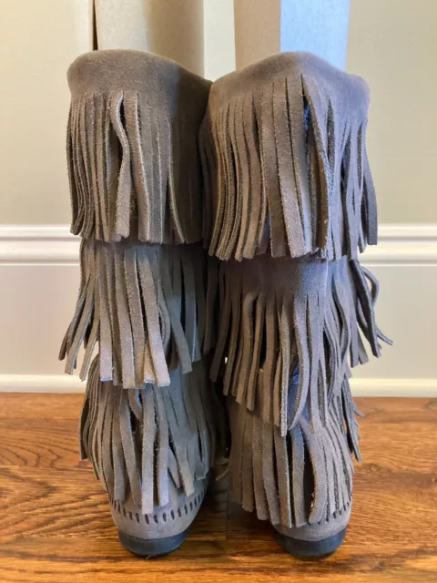 MINNETONKA GREY SUEDE Moccasin Boots Womens Size 7 3-Layer Fringe Calf ...