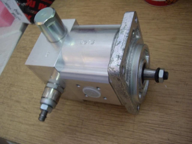 Motore idraulico concentrico WM900 Sennebogen /#S P0RS 5915