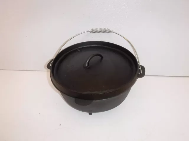 Large Old Cast Iron 3 Leg Kettle, Cauldron w/ Lid Camping