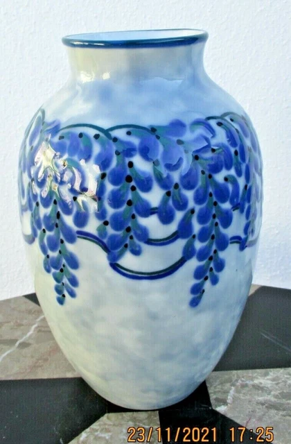 Camille Tharaud Limoges France vase porcelaine emaillee decor feuillage Art Deco