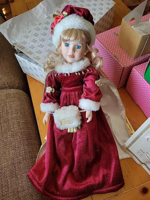 VTG "HERITAGE" Signature Collection 1999 Christmas Caroline Porcelain Doll 18”