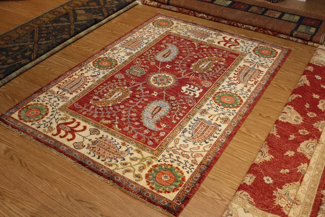 _HAND_MADE_4x6 ft. FINE QUALITY HAND KNOTTED COLORFUL floral Red TRADITIONAL RUG