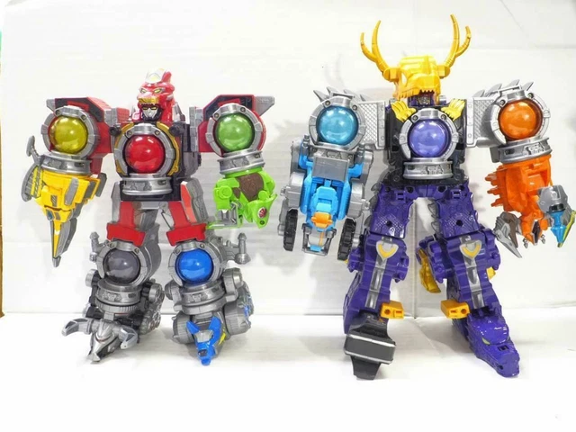 Power Rangers Cosmic Fury Kyuranger DX Scorpion Megazord Voyager BANDAI avec Power Rangers Cosmic Fury Kyuranger DX Scorpion Megazord Voyager BANDAI avec