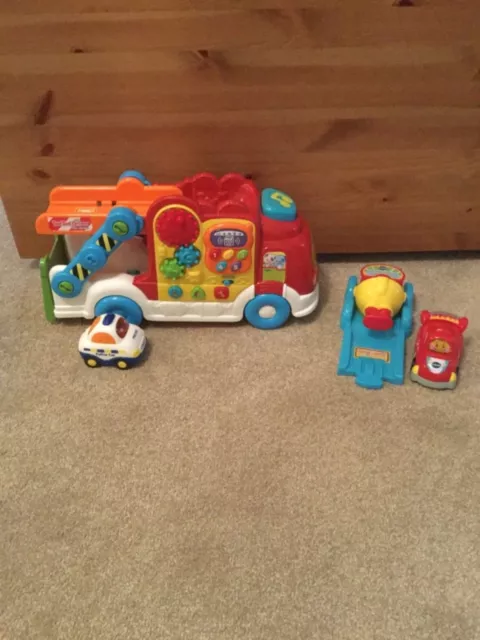 VTECH TOOT TOOT Drivers Car Carrier Transporter With 2 Vehicles