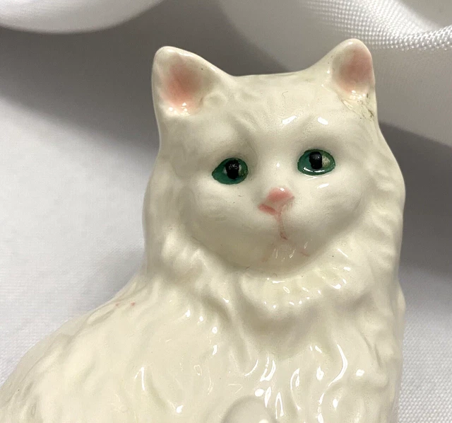 VINTAGE GOEBEL WHITE Persian Kitty Cat Kitten Figurine West Germany
