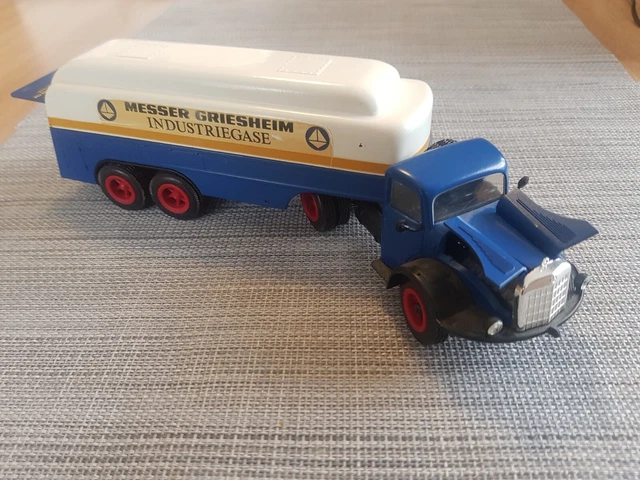 MERCEDES BENZ MESSER GRIESHEIM Transporter Conrad Modelle 1604/01 1:50 EUR 42,95 - PicClick DE