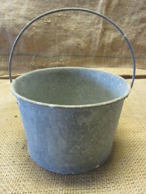 Vintage Galvanized Metal Bucket > Antique Old Iron Pail Pot 9382