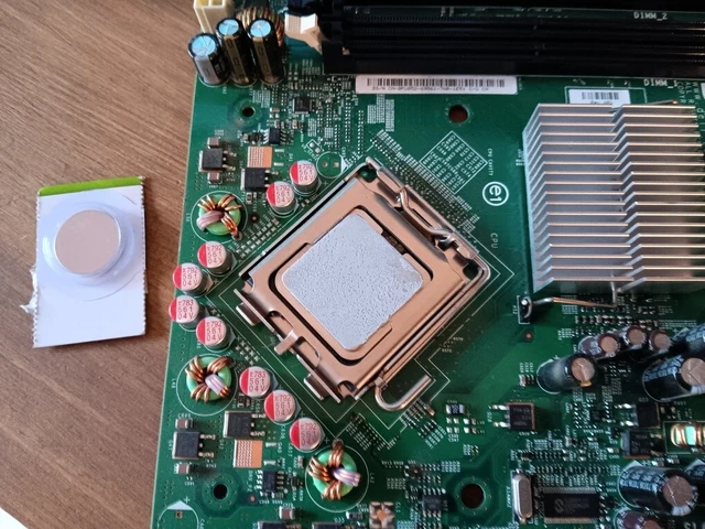 Carte mere DELL CN-0PU052-74431 REV A01 socket 775