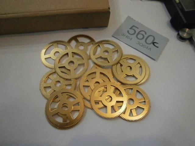 Clock Wheels Job Lot as seen in picture to clear, spares parts mantle wall 560C Clock Wheels Job Lot as seen in picture to clear, spares parts mantle wall 560C