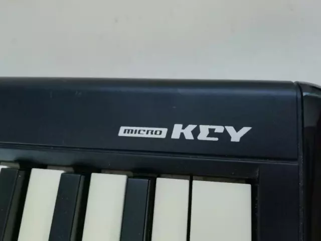 Korg microKEY-37 USB Midi Keyboard, Used, Discoloration 3