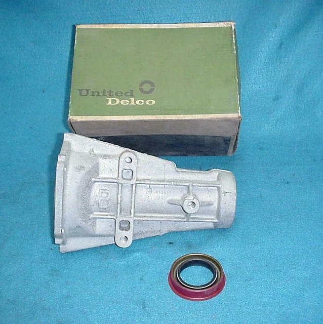 NOS GM TRANSMISSION Turbo 400 Extension Housing Buick 71 72 Buick 455