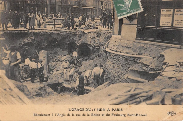 Cpa 75 Paris L'orage Du 15 Juin Eboulement A L'angle De La Rue Boetie Honore