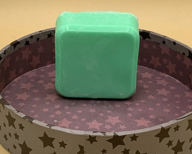 Green Tea & Cucumber Dead Sea Salt Goat’s Milk Exfoliating Soap