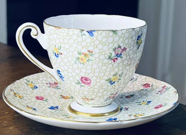 Vintage Shelley Floral Chintz   Carlisle  Footed Tea Cup &Saucer Gold Trim 2