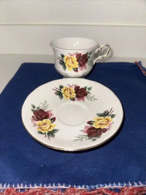 Vintage Queen Anne Trio Roses Grannycore Bone China England Cup Saucer