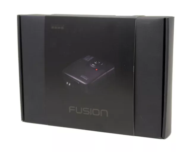 USATO originale GoPro Fusion action cam fotocamera videocamera con accessori 3