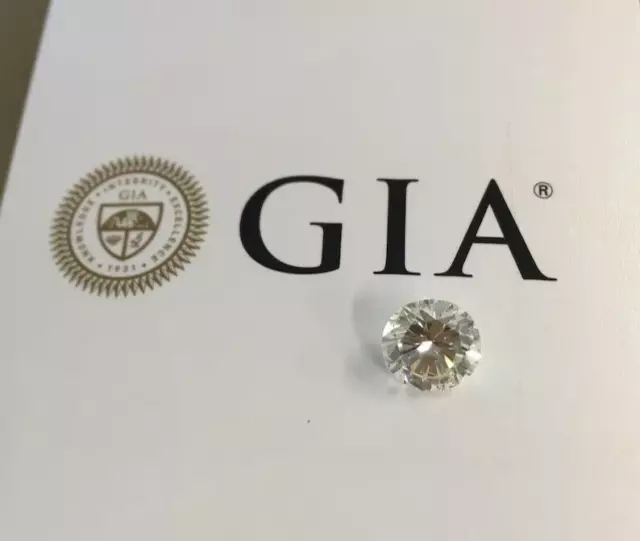0.30 CT Certifié GIA Naturel Desseré J/SI2 Diamant Brillant Rond Cut 4 MM Size