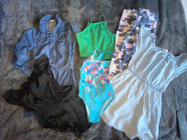 Bundle of girls summer clothes age 9 years, Newlook, H&M, ZOGG & more,
