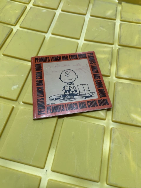 PEANUTS BOOK LOT of Lunch Bag Comic Snoopy Charlie Brown Woodstock