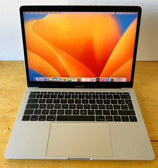 MacBook Blanc 13 Pouces Mi 2010 - Core 2 Duo - NVIDIA - Bon état