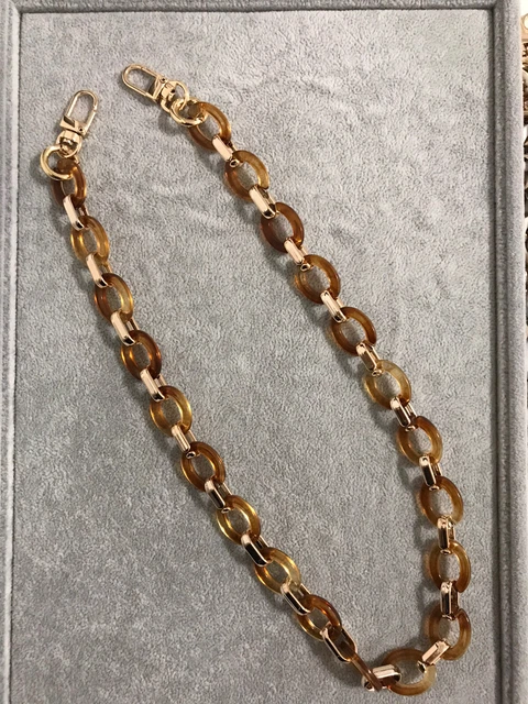 chunky chain For Mask Handbag And Sunglasses Accessory