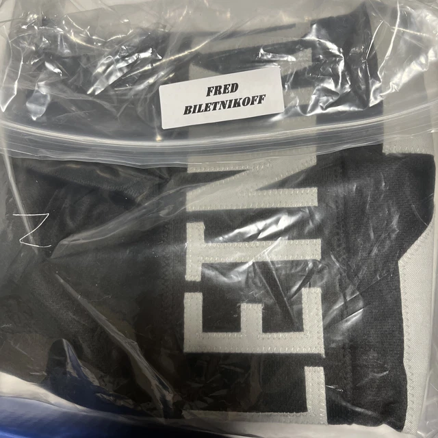 FRED BILETNIKOFF Autograph Jersey - 2022 LEAF Autographed Jersey in case FRED BILETNIKOFF Autograph Jersey - 2022 LEAF Autographed Jersey in case