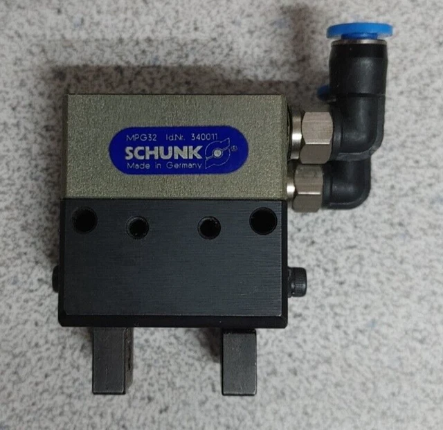 SCHUNK MPG32 340011 2-FINGER PNEUMATIC GRIPPER w/o SENSOR NEW!! QUANTITY!! WOW!!