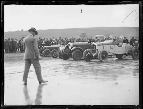 Flagman starting the Gerringong Motor Race, NSW, 12 May 1930 Old Photo