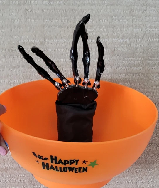 GEMMY SKELETON HAND CANDY BOWL Animated Talking MOTION ACTIVATED