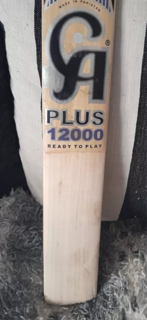 CA plus 12000 Vintage Cricket Bat & Original Case