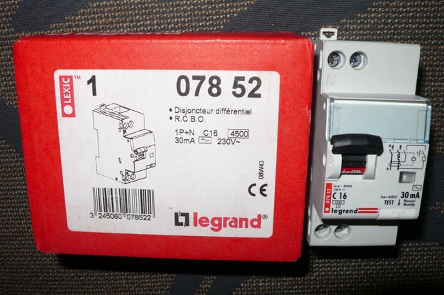 Disjoncteur différentiel DX³ 1P N C20 6000A 30 mA 2M AC | 411003