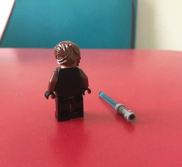 LEGO Star Wars Anakin Skywalker Minifigure Young Starfighter Pilot 7877 sw0349