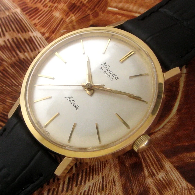 Montre best sale suisse vintage