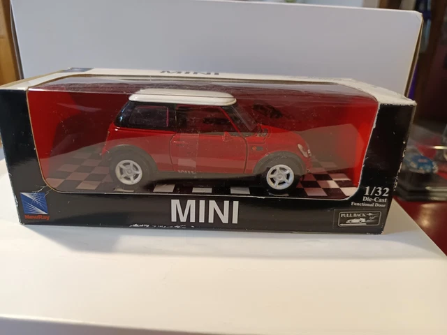 Premium ClassiXXs 10351 Mini Cooper 12 Solar Rouge/Blanc 1:12 1969