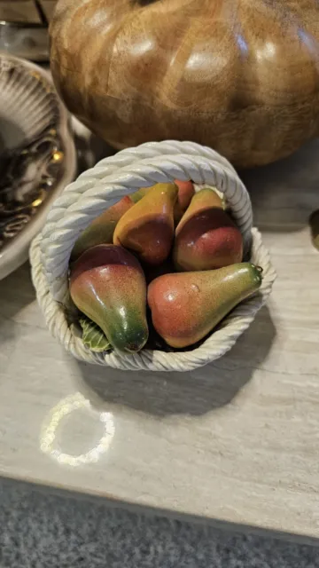 Vintage Capodimonte Pottery Small Fruit Basket ، Italy