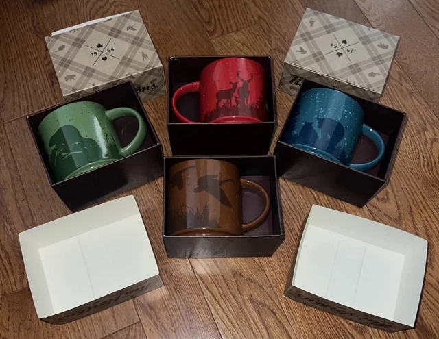 Tim Hortons Seasonal/Holiday Christmas 2017 Coffee Tea Mug x4 Complete Set NEW