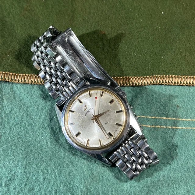 Montre Mécanique Vintage ENICAR Star Ocean Pearl - Cadran Argenté - Mouvement Suisse - Occasion