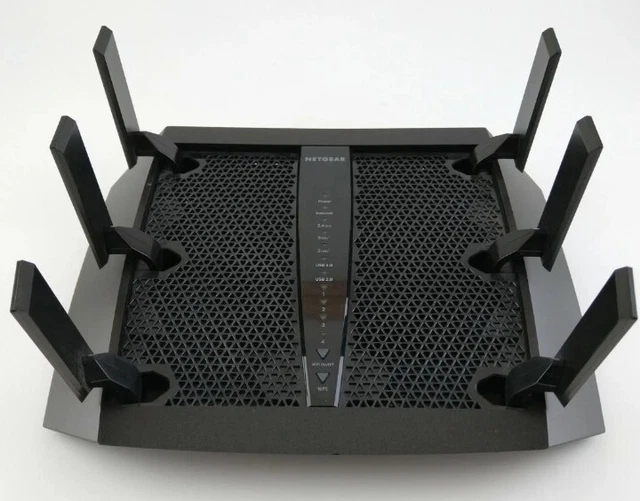 NETGEAR Nighthawk X6 R8000 4 Gbps router Wi-Fi tri-band Smart AC3200