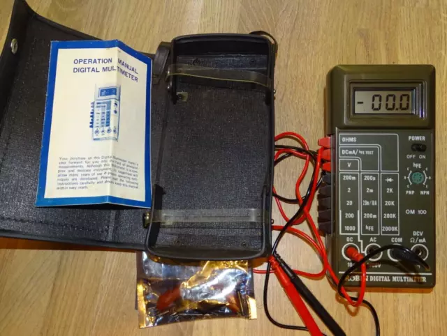 ROBIN Digital Multimeter with case, instructions and new budget lead set