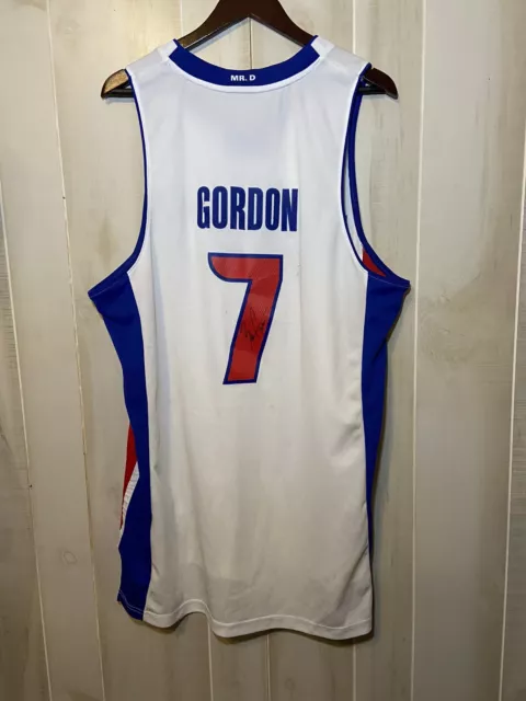 Signed Ben Gordon #7 Detroit Pistons Basketball Adidas Jersey Large