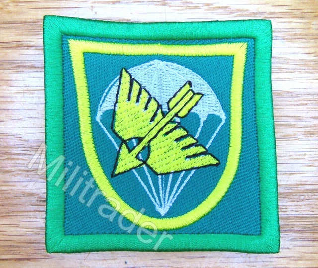 FINLAND FINNISH ARMY Utti Jaeger Regiment Patch (Griffin w Cross) £6.52 ...