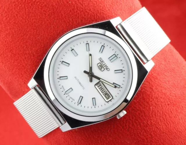 Vintage seiko 5 Bianco Elegante Quadrante Giappone Automatico Lavoro Polso Watch