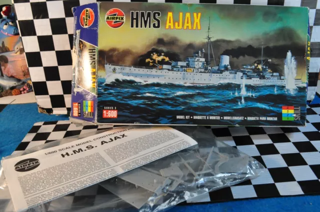 Raro Kit 1/600  (28 Cm) Wwii  Nave Da Guerra Inglese Hms Ajax By Airfix