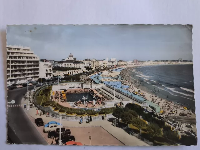 CPSM  les Sables d'OLONNE la Piscine et la  plage dept-85