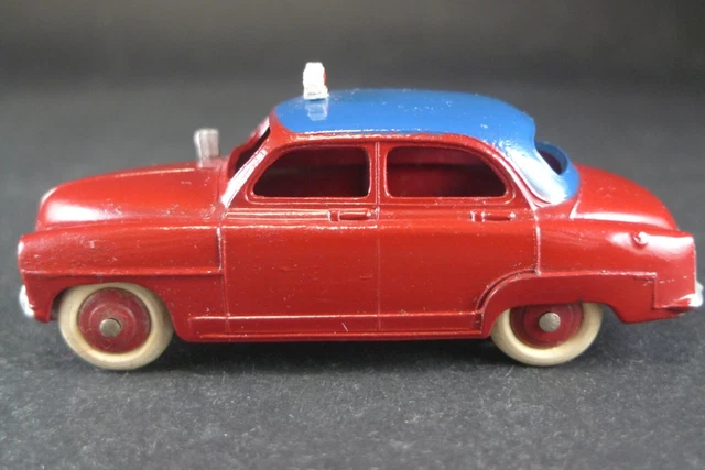 DINKY TOYS Voiture SIMCA 9 ARONDE Taxi 24 U Jouet (34415