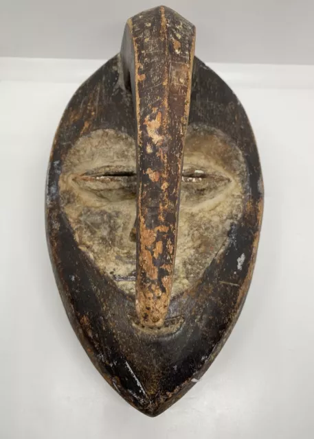 Old Tribal Kwele Mask       ---  Gabon