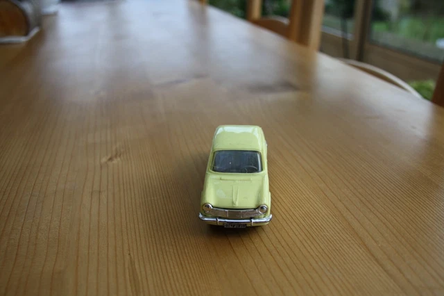Norev 1/43 – Simca 1500 Verte N°79 – Bon État Avec Boîte